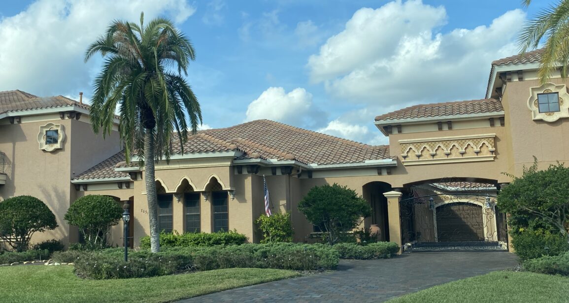 Monster house In Lakewood Ranch